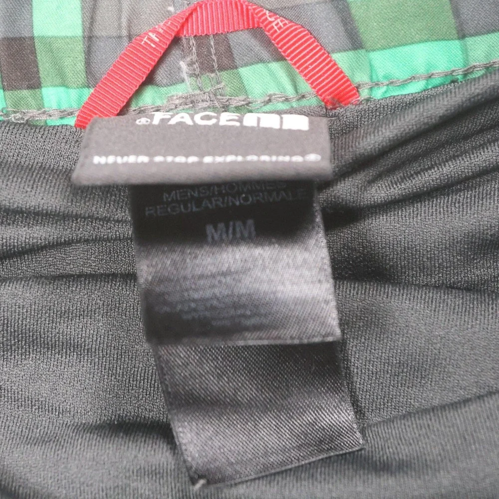 The North Face Plaid Swim Trunks Shorts Belted Casual Mens Size Medium Liner‎